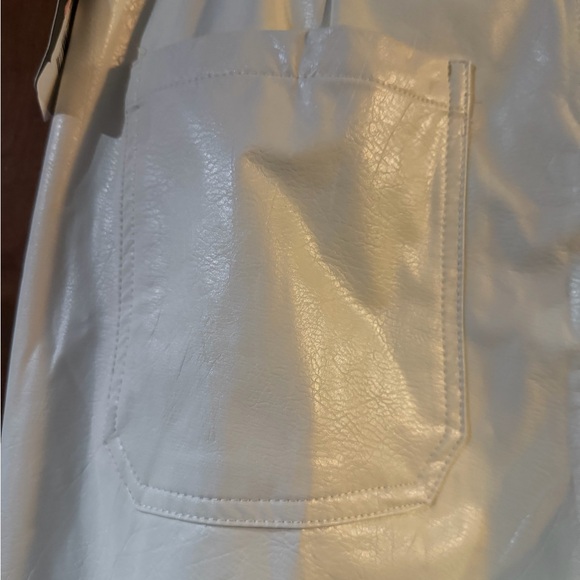 Elegant Cream Women's Chinos - Picture 9 of 10